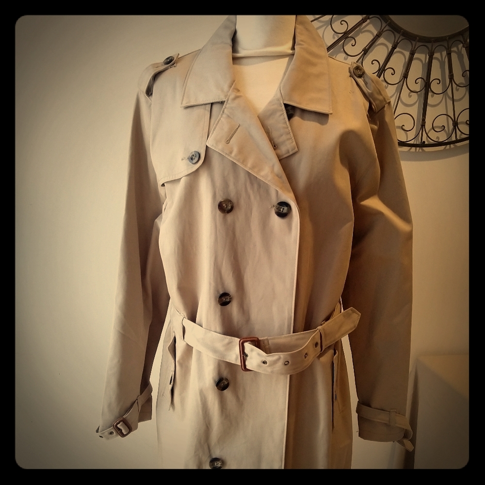 Trench coat